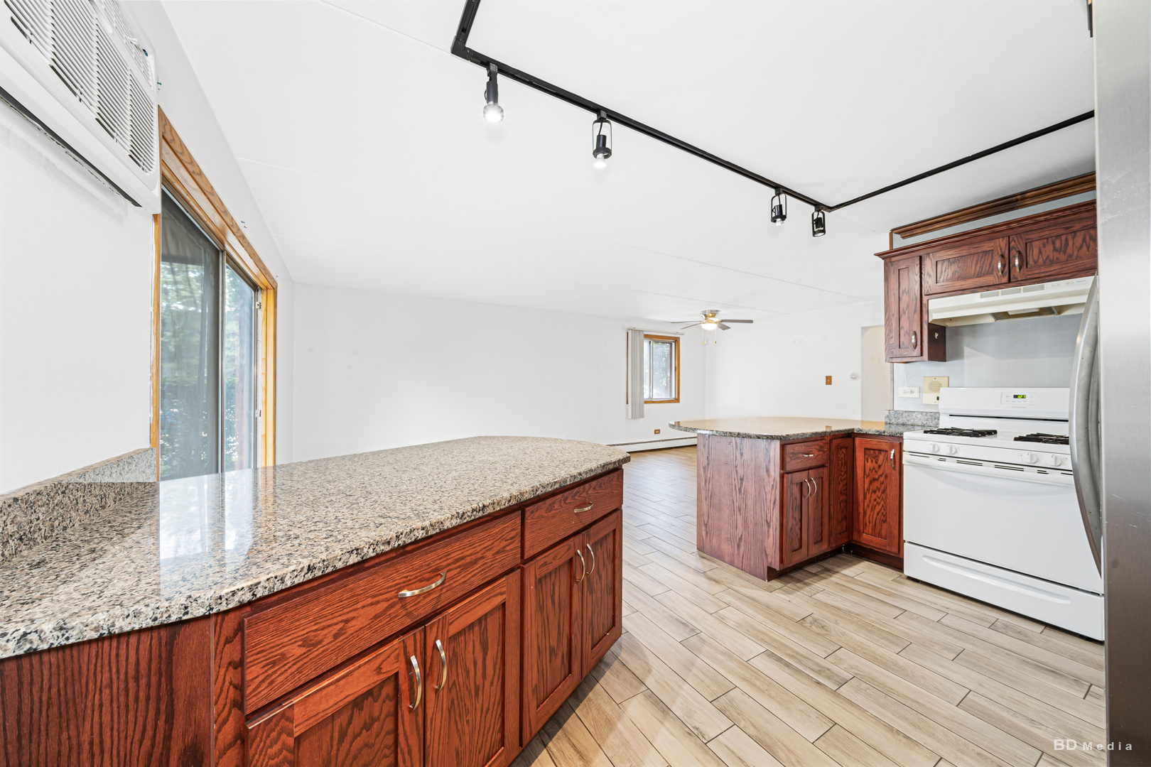 5324 WATERBURY Drive #1502, Crestwood, IL 60418