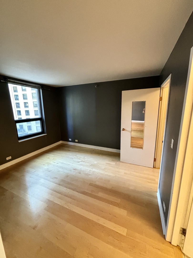 401 E Ontario Street #606, Chicago, IL 60611