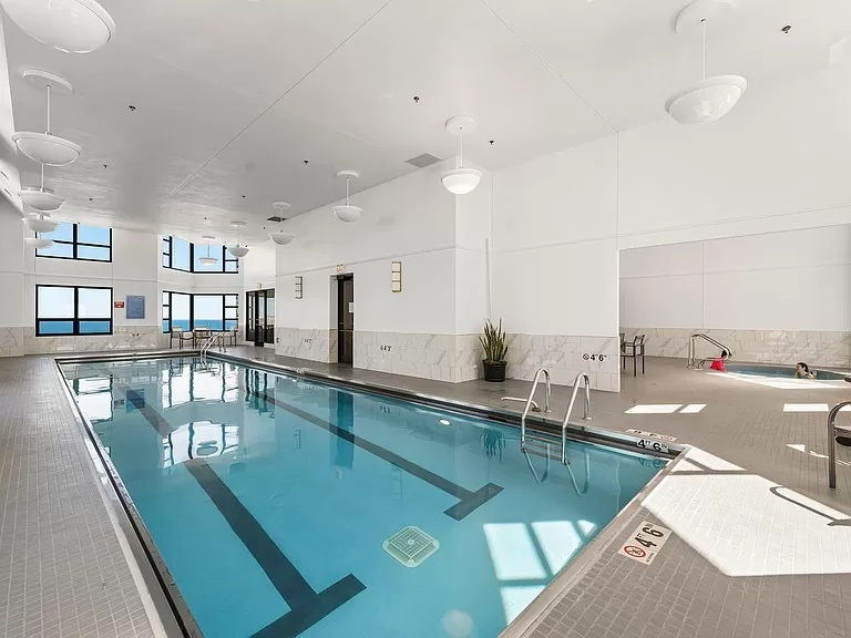 401 E Ontario Street #606, Chicago, IL 60611