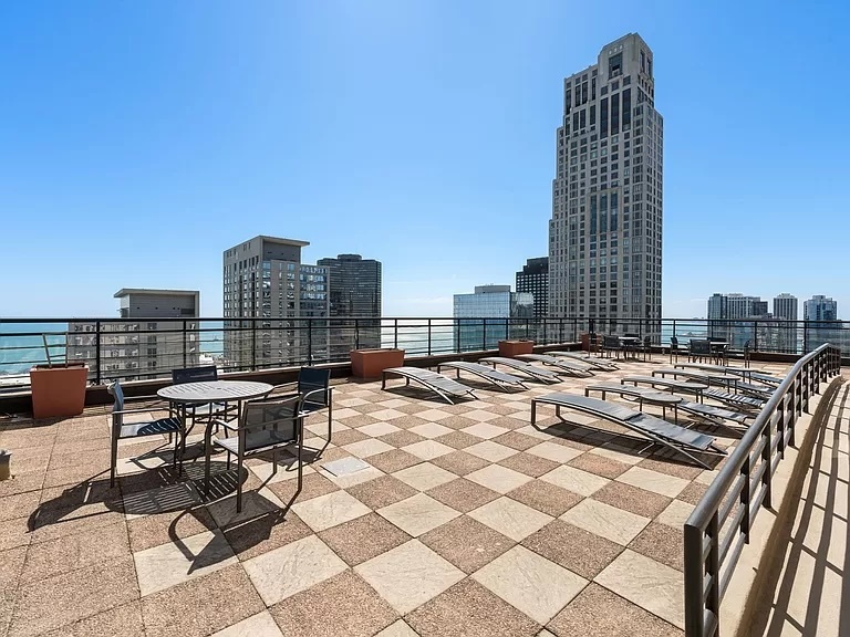 401 E Ontario Street #606, Chicago, IL 60611