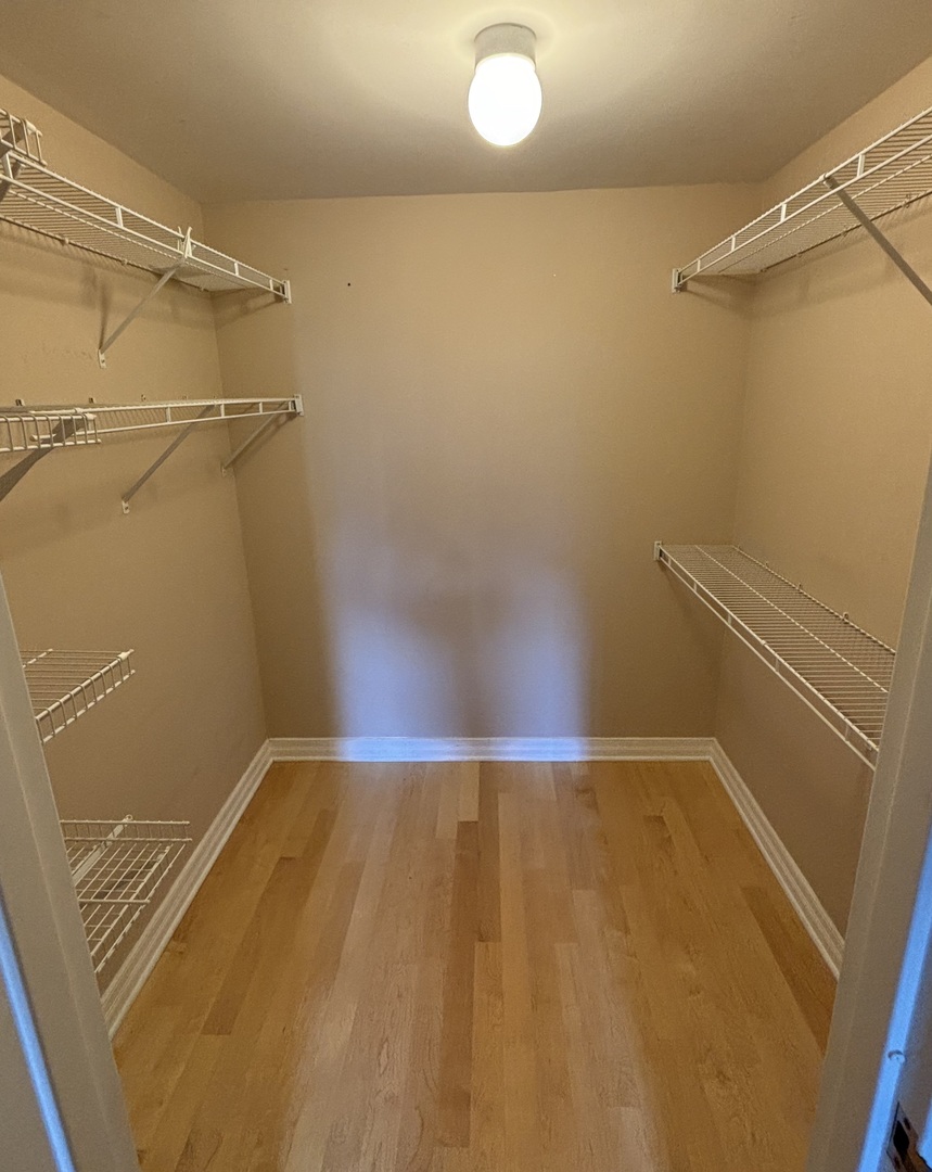 401 E Ontario Street #606, Chicago, IL 60611