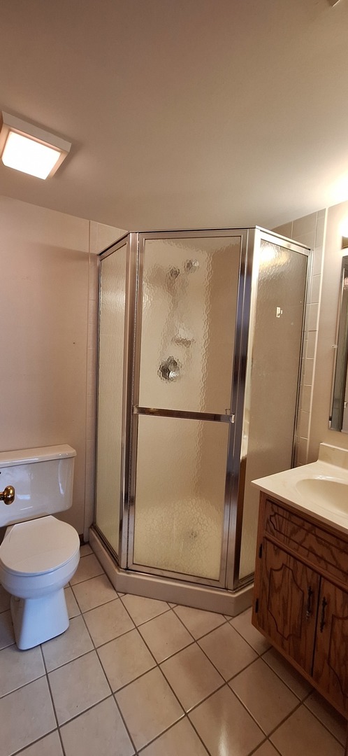 11001 Stony Creek Drive #2C, Palos Hills, IL 60465