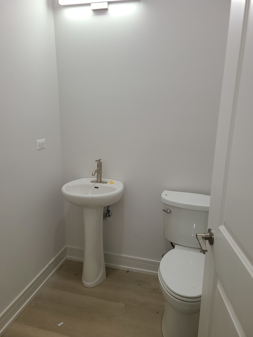 214 N Walnut Street #B, Bensenville, IL 60106