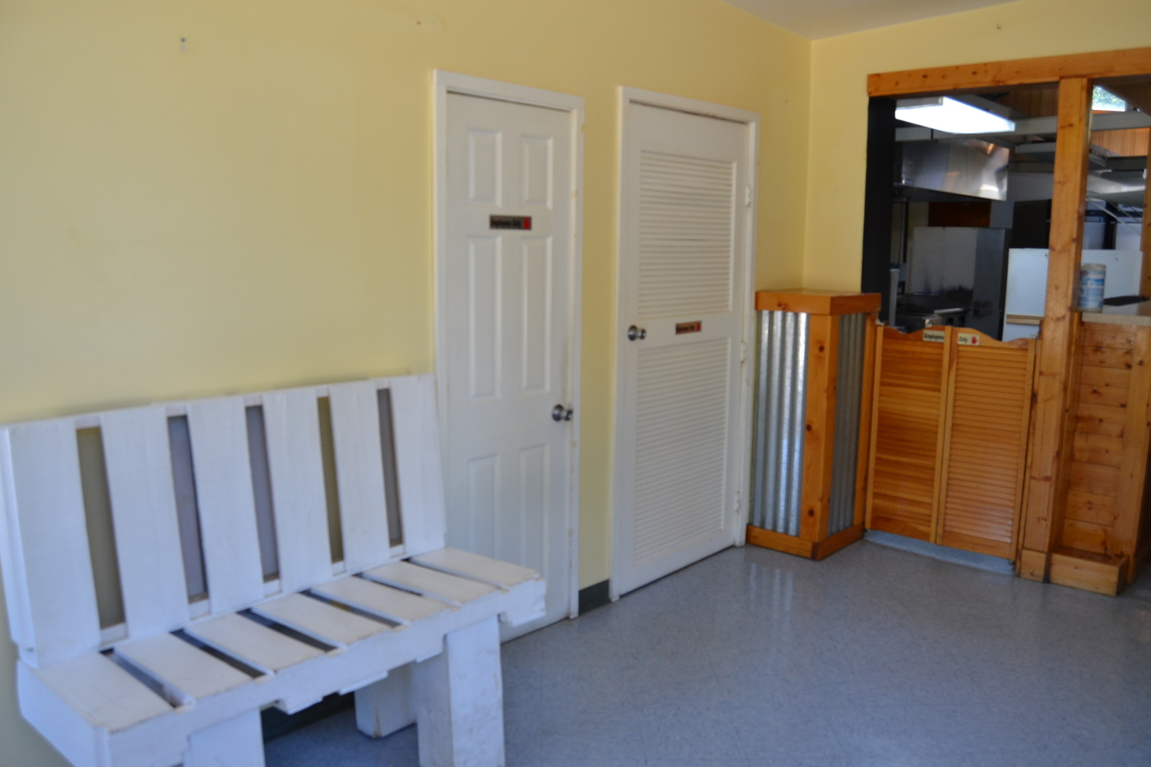 401 W Clinton Avenue, Farmer City, IL 61842