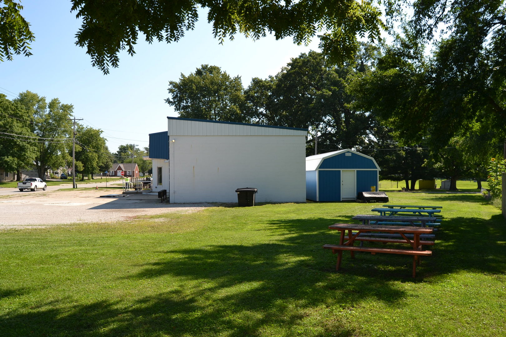 401 W Clinton Avenue, Farmer City, IL 61842