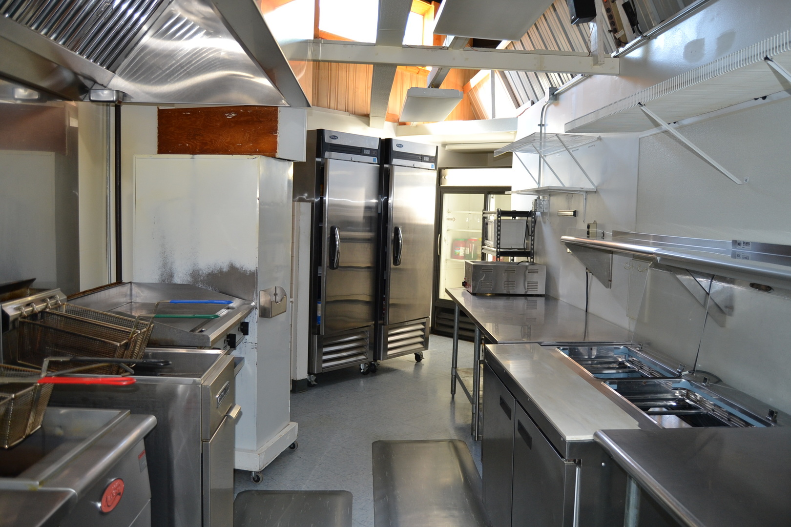 401 W Clinton Avenue, Farmer City, IL 61842