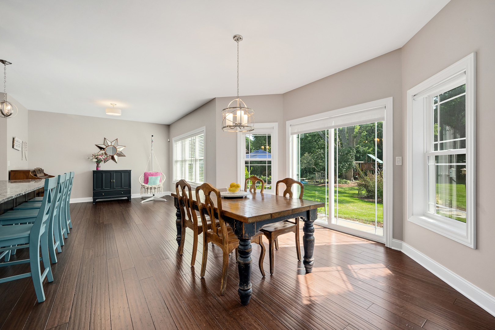 4117 Sterling Road, Downers Grove, IL 60515
