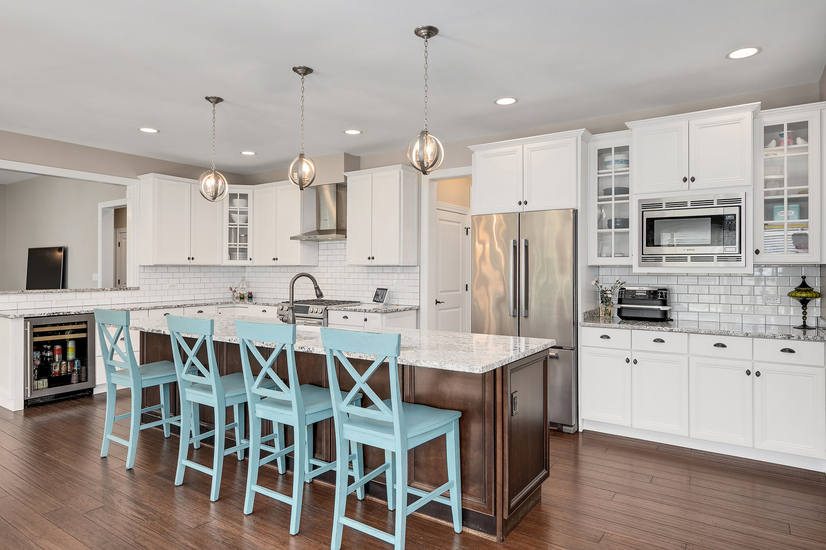 4117 Sterling Road, Downers Grove, IL 60515