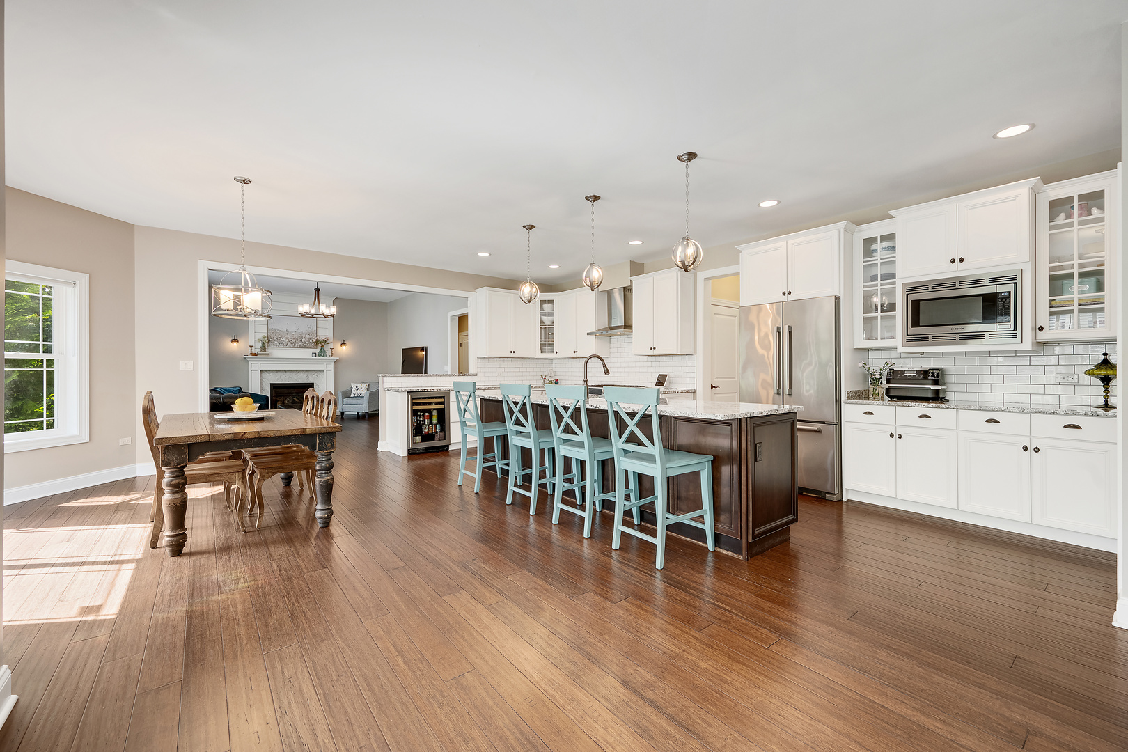 4117 Sterling Road, Downers Grove, IL 60515