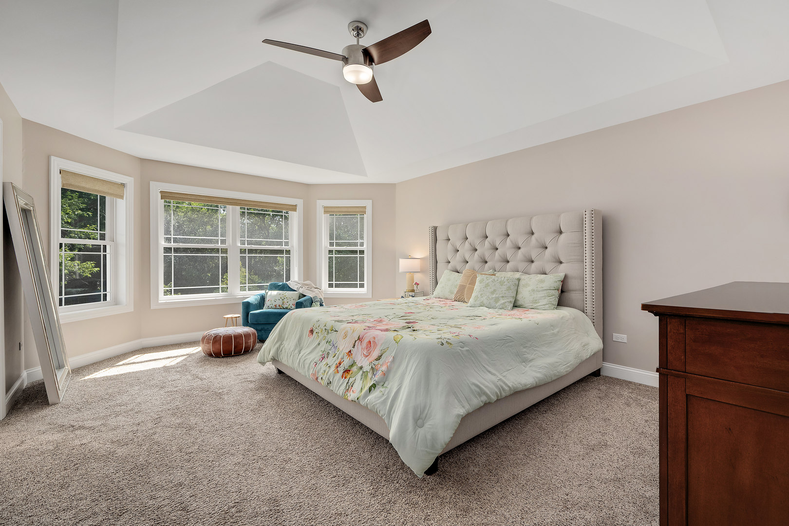 4117 Sterling Road, Downers Grove, IL 60515