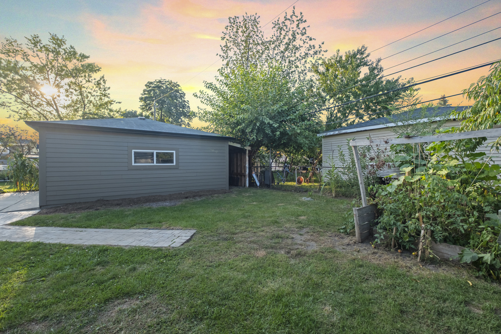 1514 Amarillo Drive, Carpentersville, IL 60110