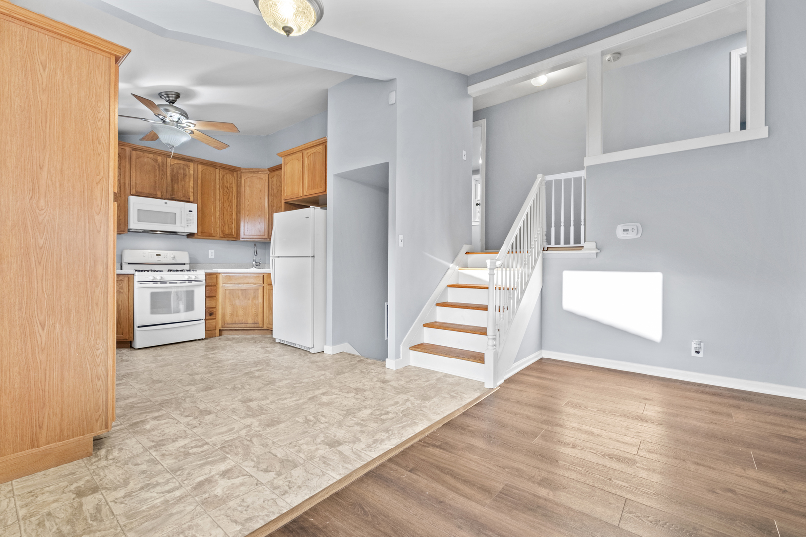 1514 Amarillo Drive, Carpentersville, IL 60110