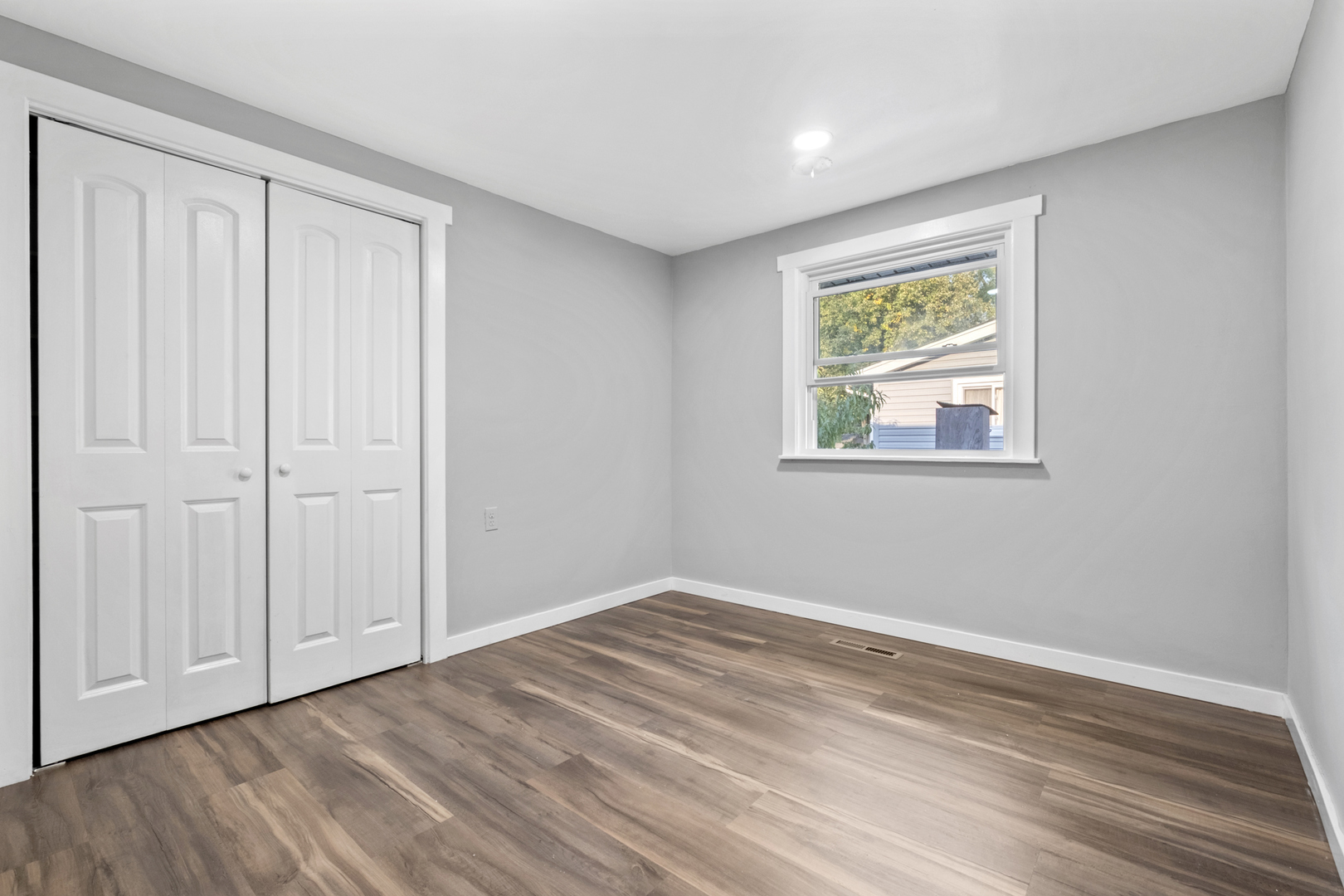 1514 Amarillo Drive, Carpentersville, IL 60110