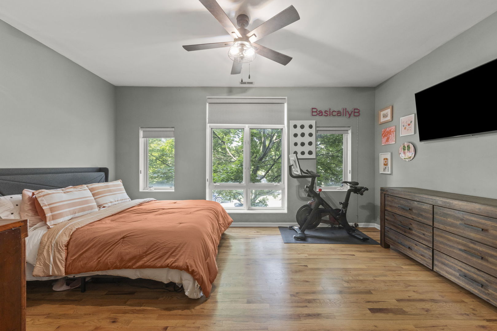 2251 W Saint Paul Avenue #2GG, Chicago, IL 60647