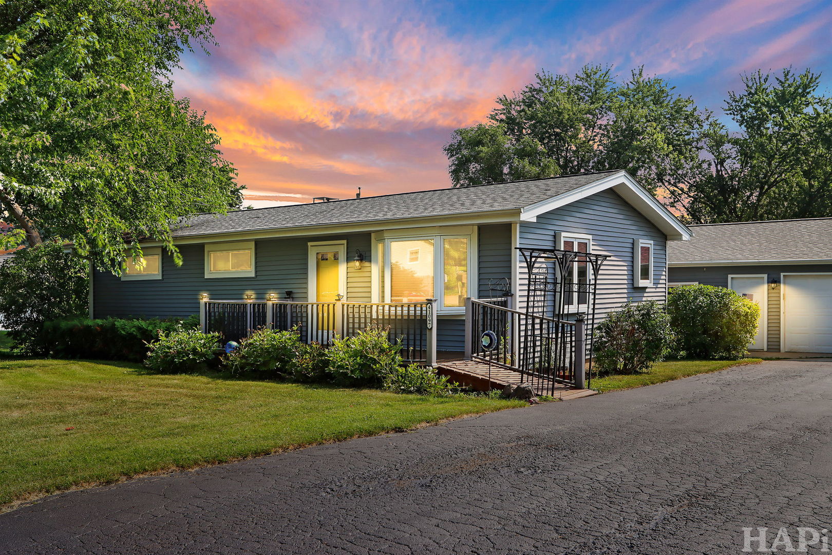 41097 N Julia Court, Antioch, IL 60002