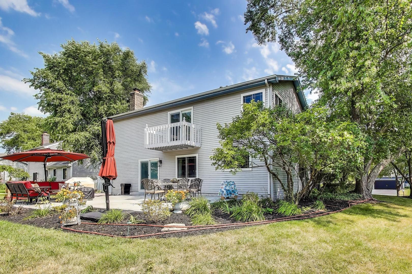 17386 W Dartmoor Drive, Grayslake, IL 60030