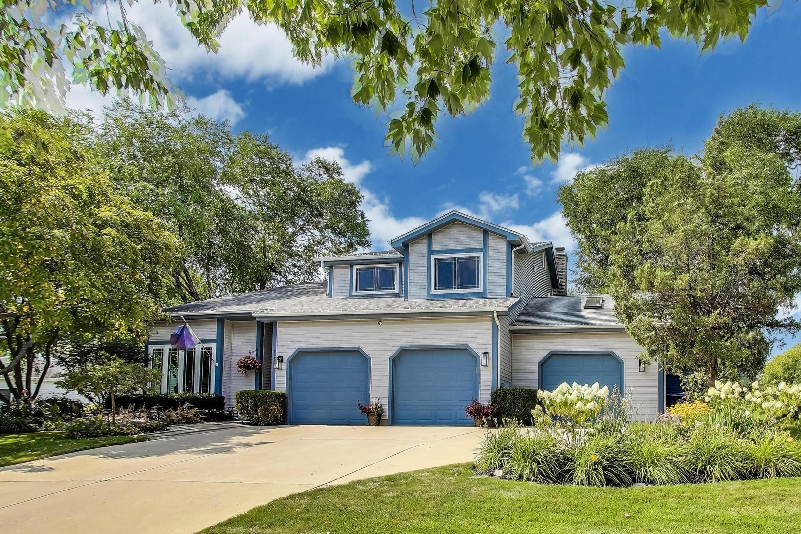 17386 W Dartmoor Drive, Grayslake, IL 60030