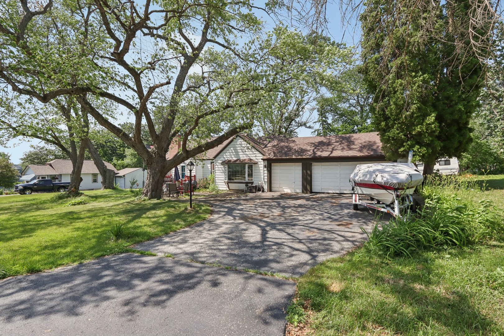 7616 Orchard Road, Wonder Lake, IL 60097