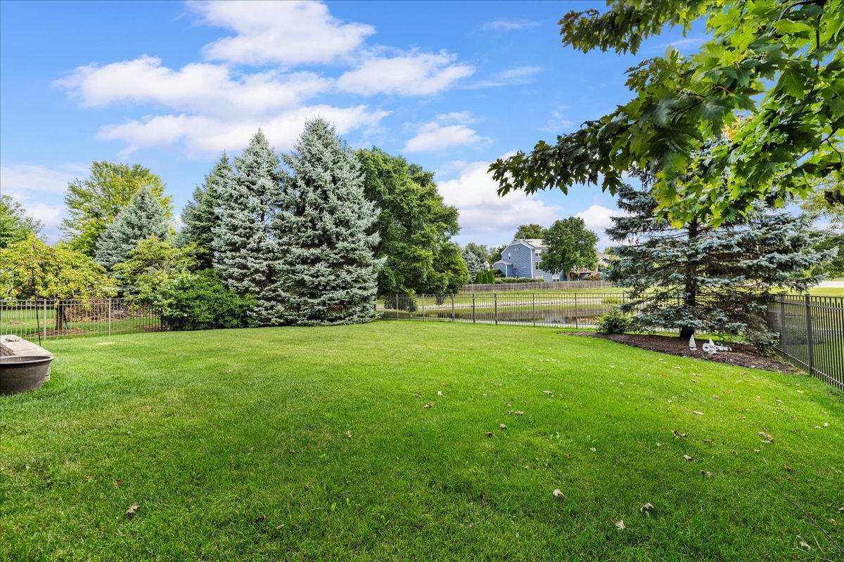 1415 Carmel Lane, Cary, IL 60013