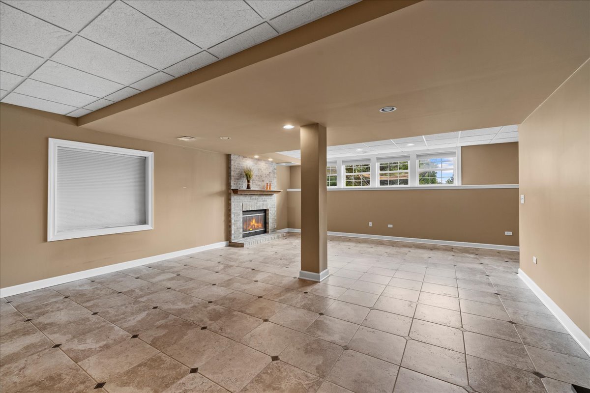 1415 Carmel Lane, Cary, IL 60013