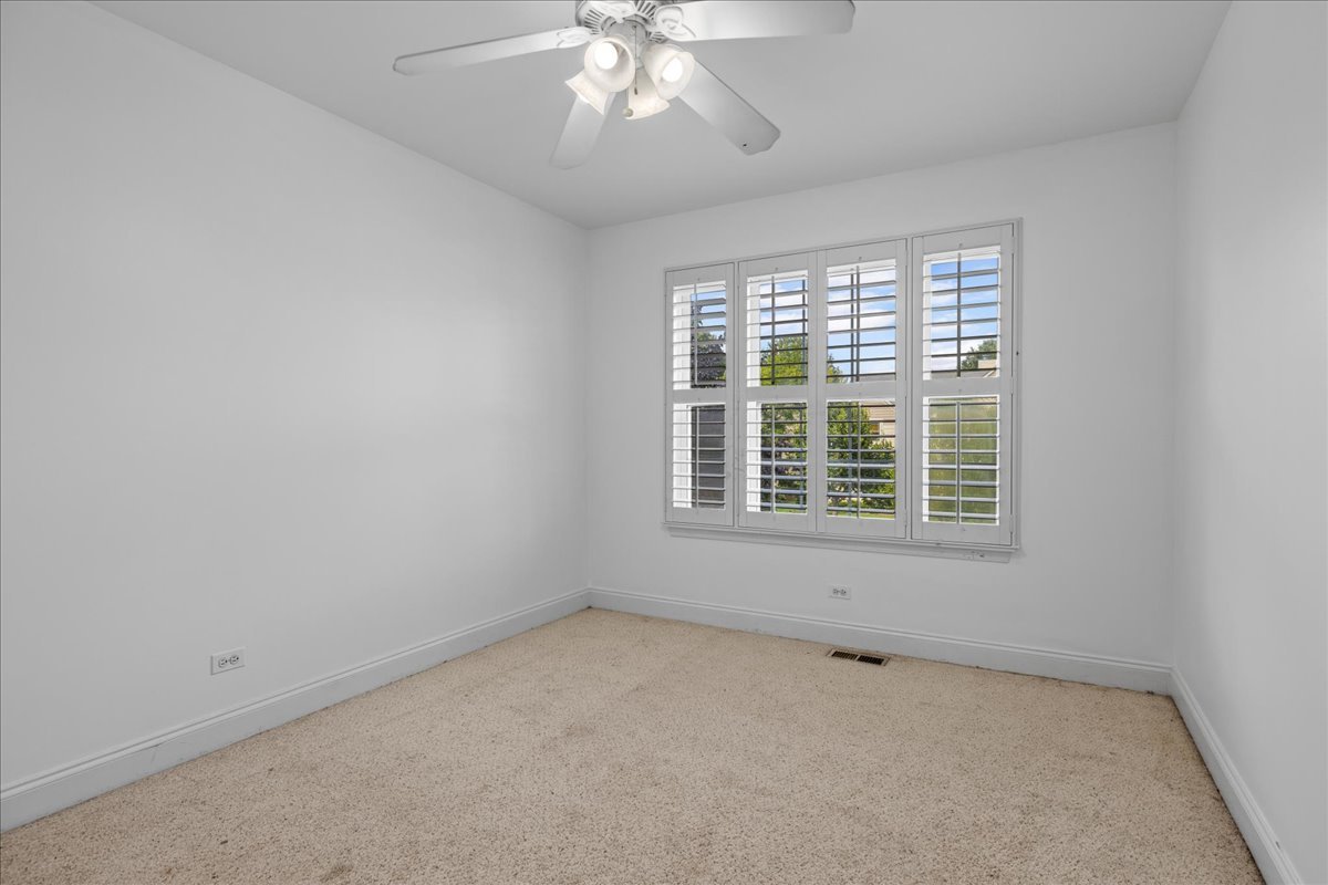 1415 Carmel Lane, Cary, IL 60013