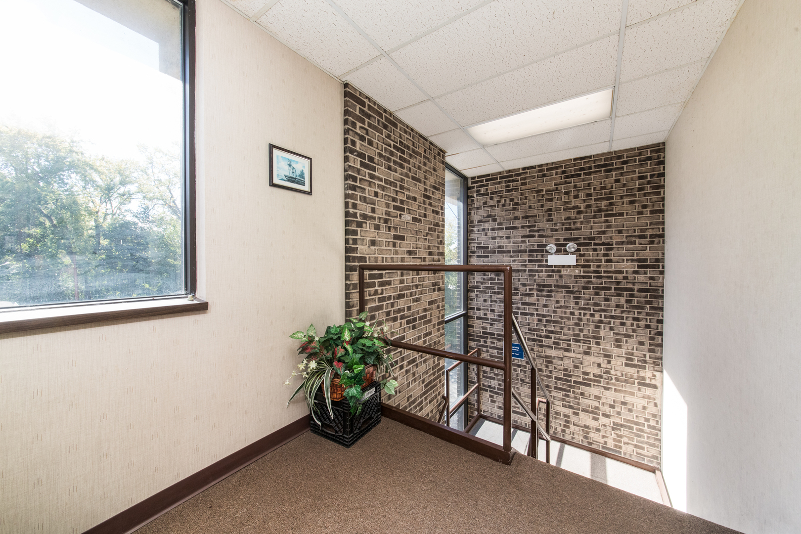 47 W Dundee Road, Wheeling, IL 60090