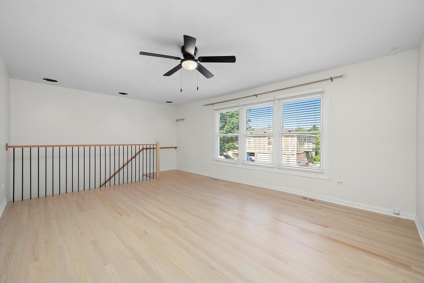 1021 Brunswick Harbor #1021, Schaumburg, IL 60193