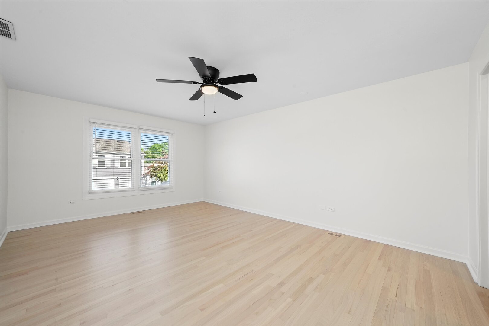 1021 Brunswick Harbor #1021, Schaumburg, IL 60193