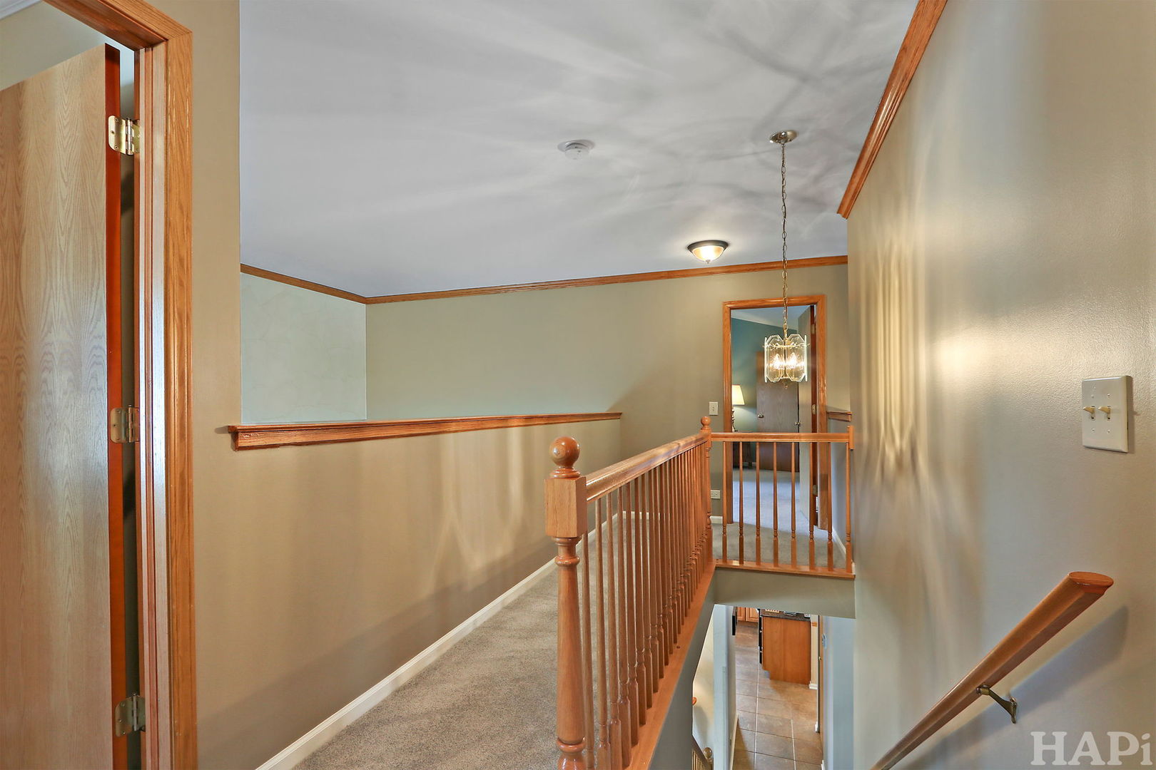 234 N Crooked Lake Lane, Lindenhurst, IL 60046