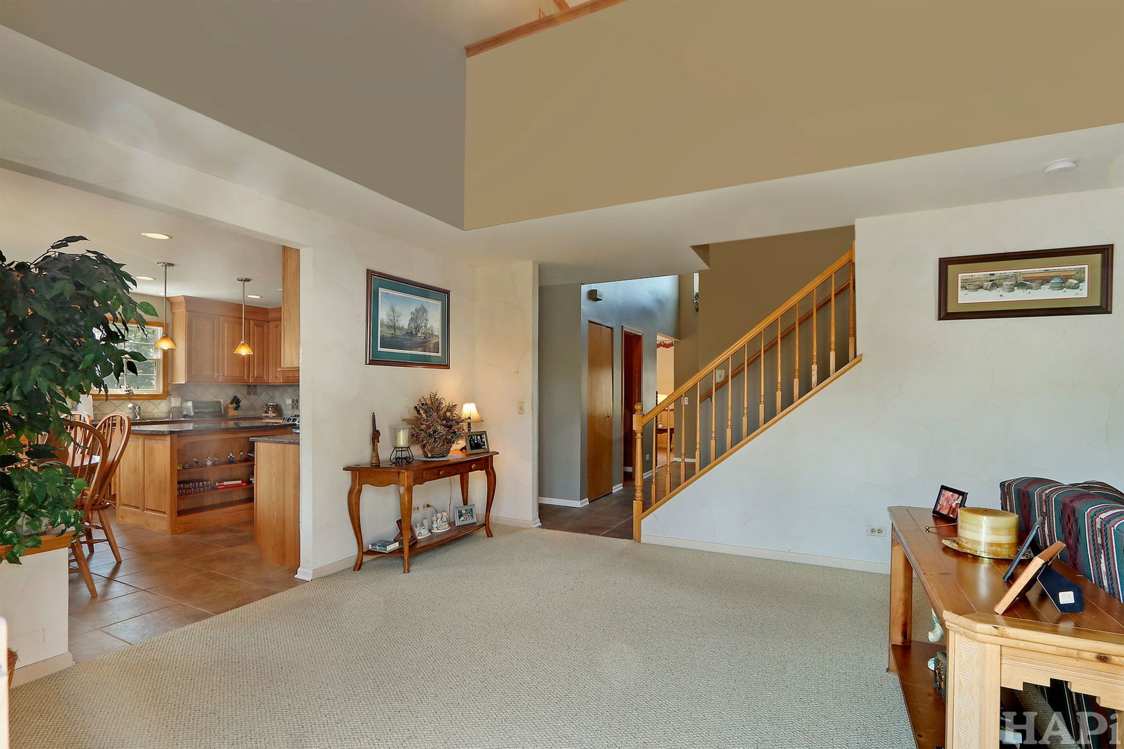 234 N Crooked Lake Lane, Lindenhurst, IL 60046