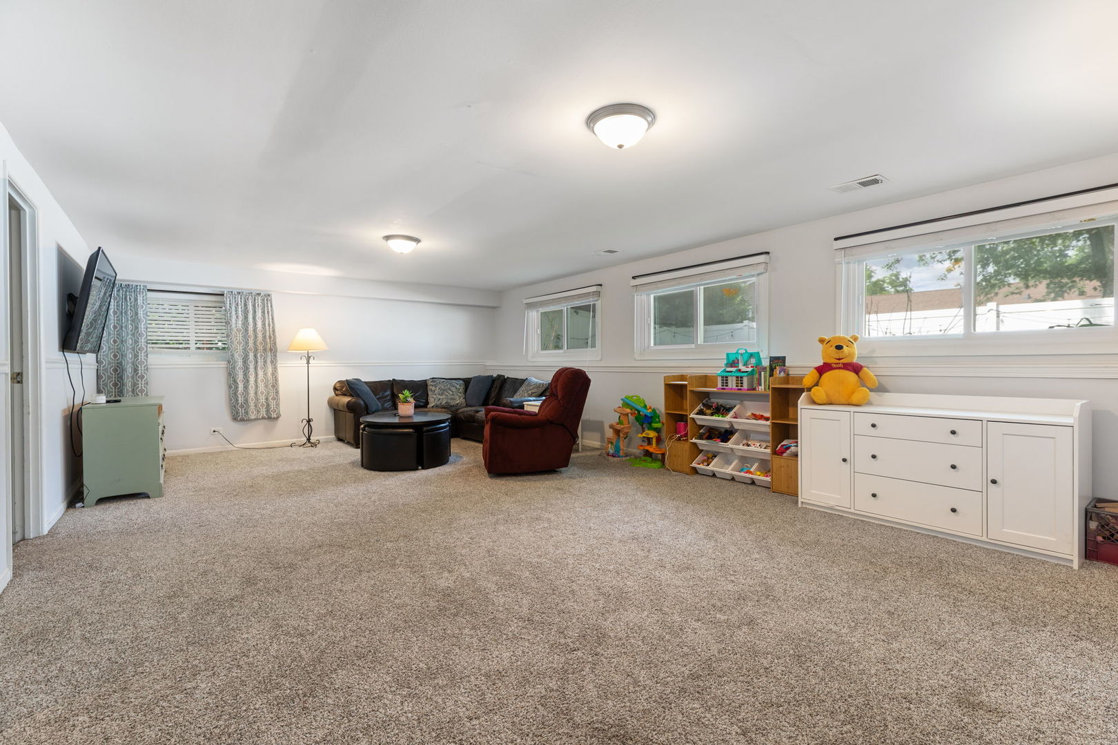725 N Pinecrest Road, Bolingbrook, IL 60440