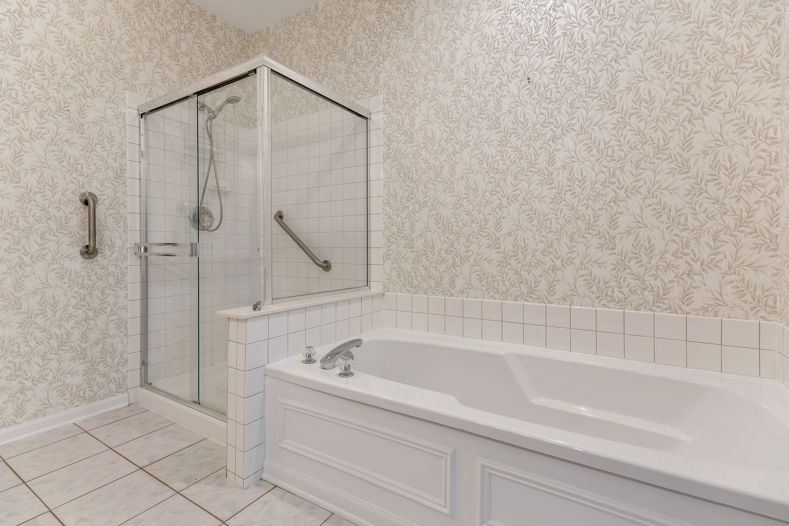34 TWICKENHAM Court #34, Algonquin, IL 60102