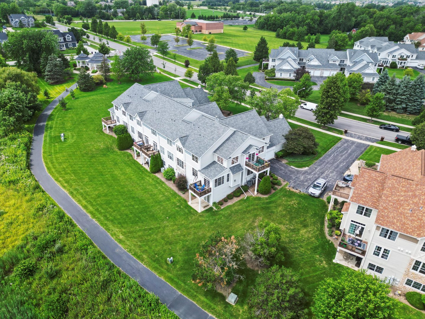 21341 Windy Hill Drive #1, Frankfort, IL 60423