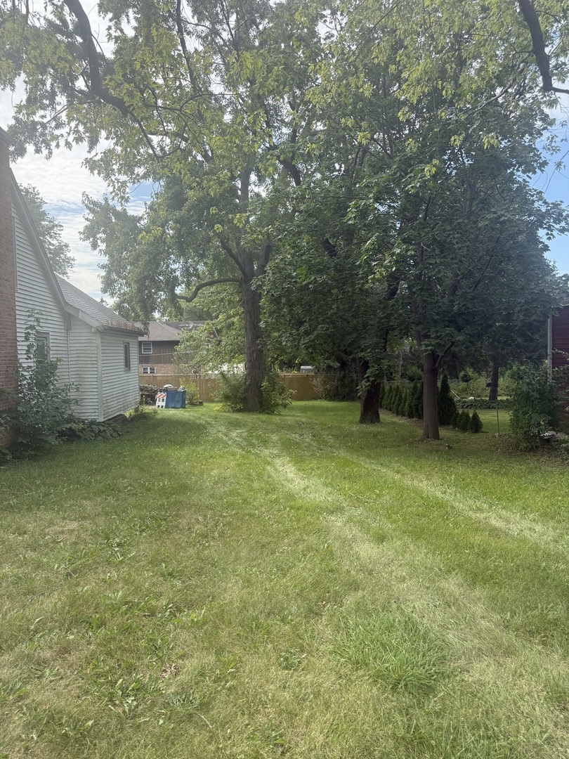 318 E Liberty Street, Wauconda, IL 60084