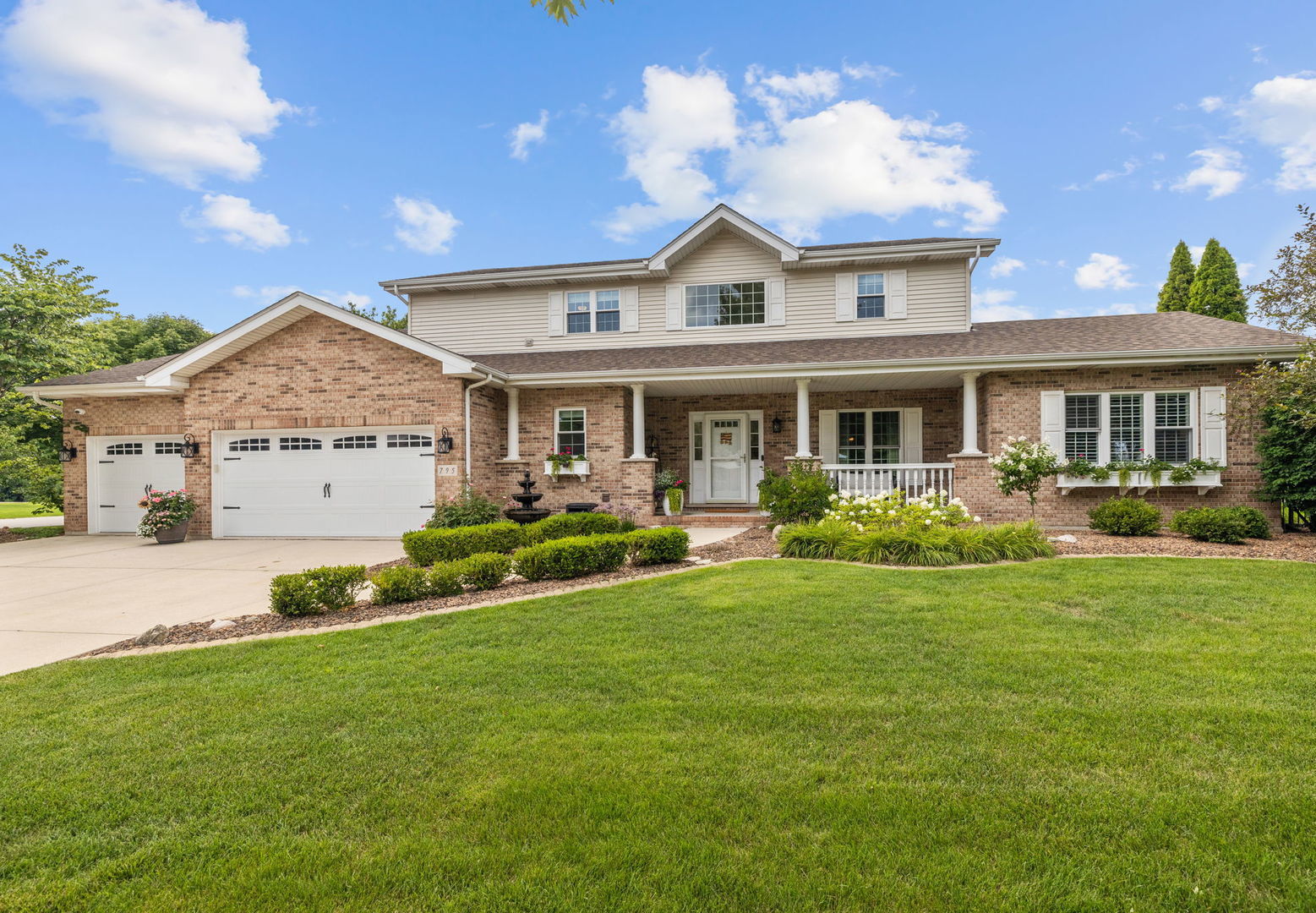 795 Westwind Drive, New Lenox, IL 60451