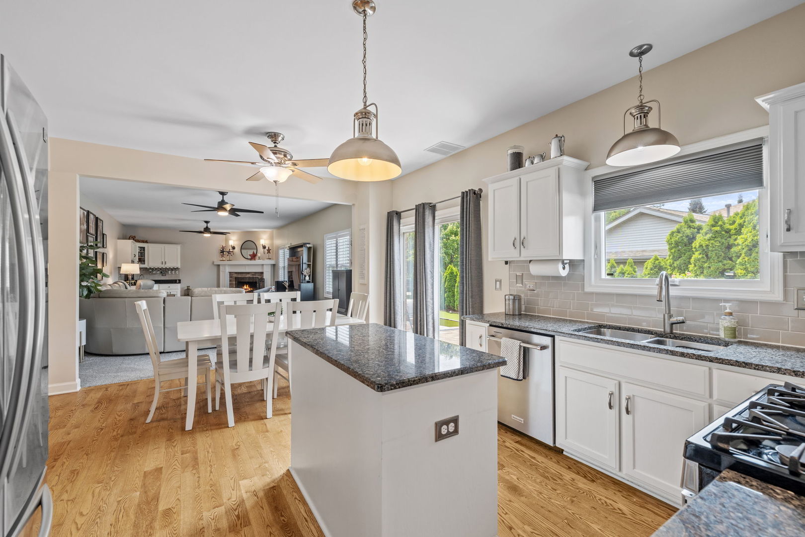 795 Westwind Drive, New Lenox, IL 60451