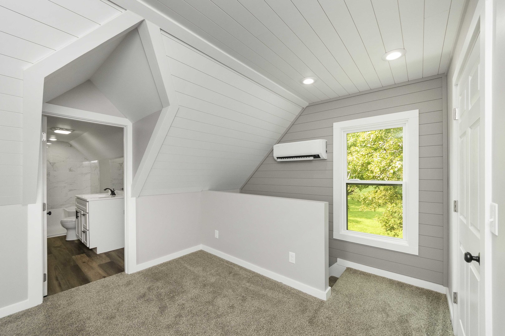 2711 E 800 North Road, Wenona, IL 61377