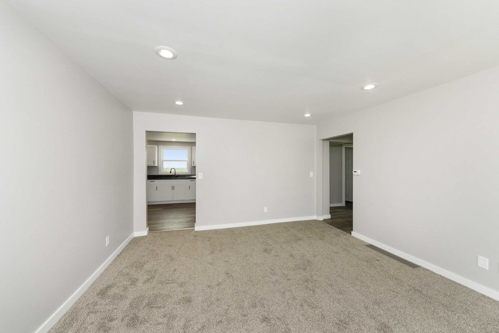 2711 E 800 North Road, Wenona, IL 61377