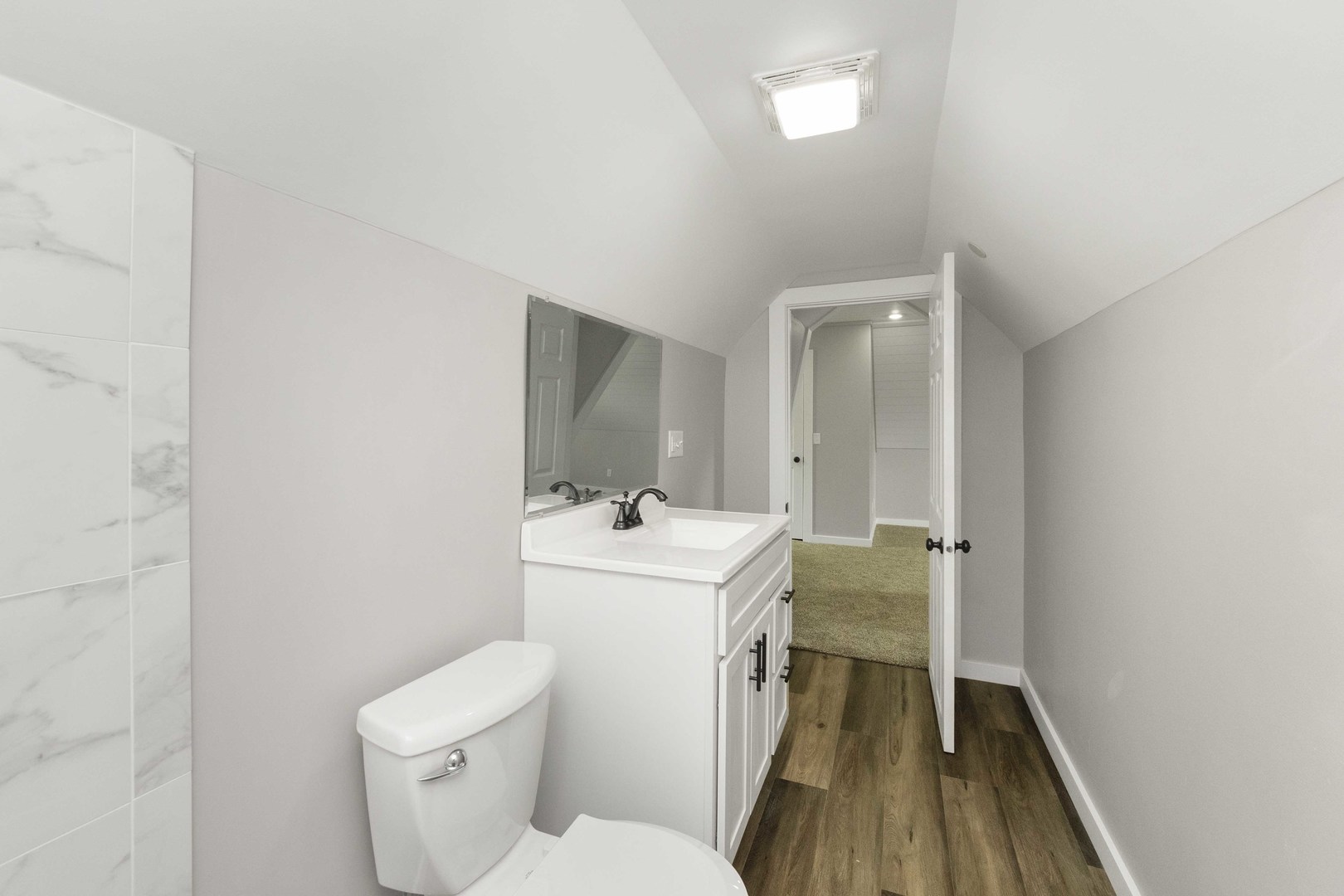 2711 E 800 North Road, Wenona, IL 61377