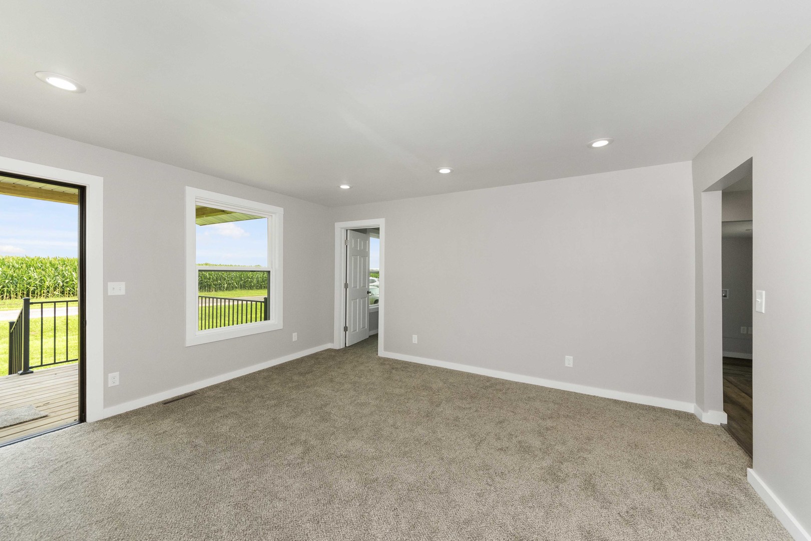 2711 E 800 North Road, Wenona, IL 61377