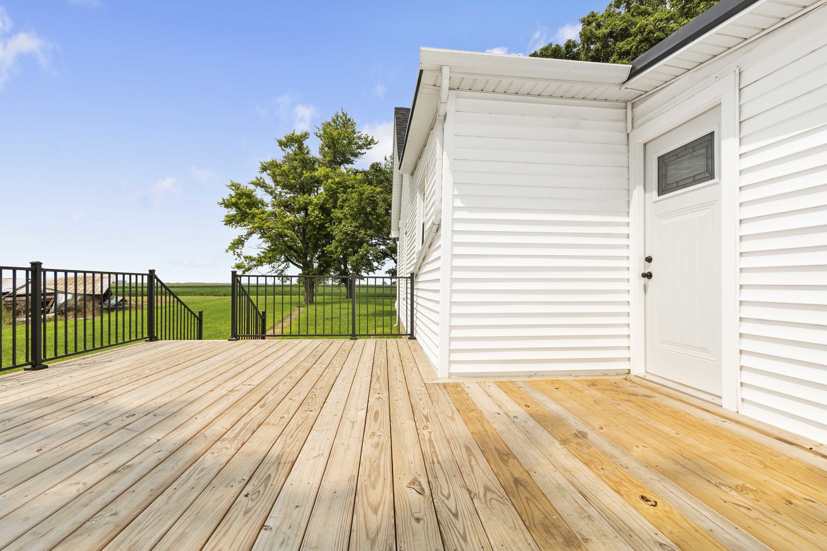 2711 E 800 North Road, Wenona, IL 61377