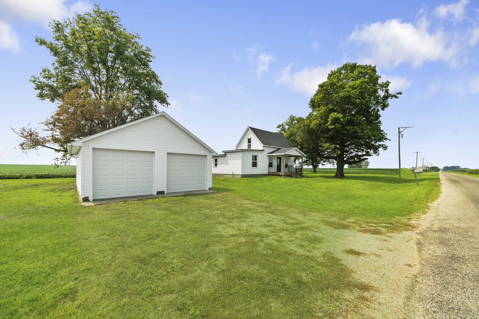 2711 E 800 North Road, Wenona, IL 61377