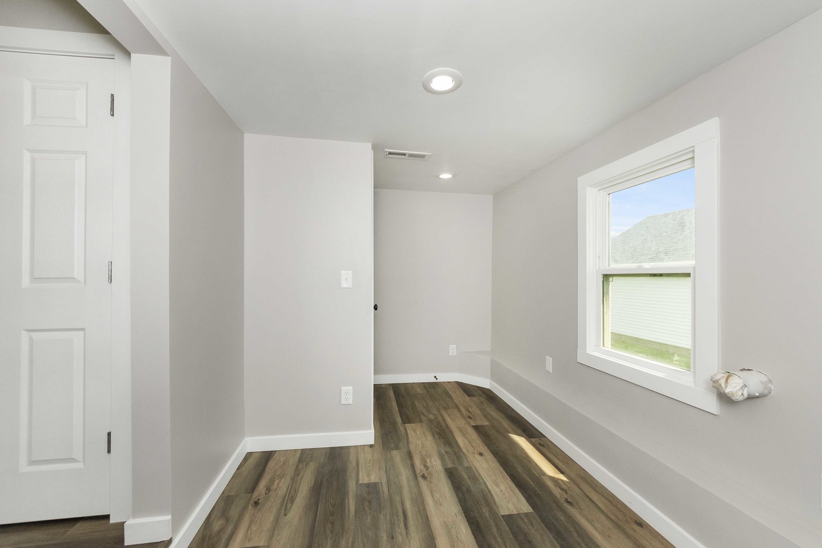 2711 E 800 North Road, Wenona, IL 61377