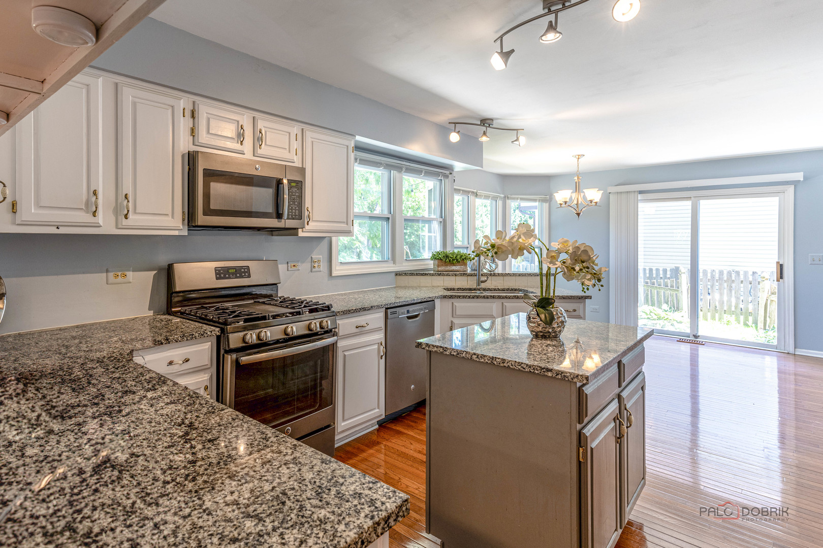 232 Southfield Drive, Vernon Hills, IL 60061