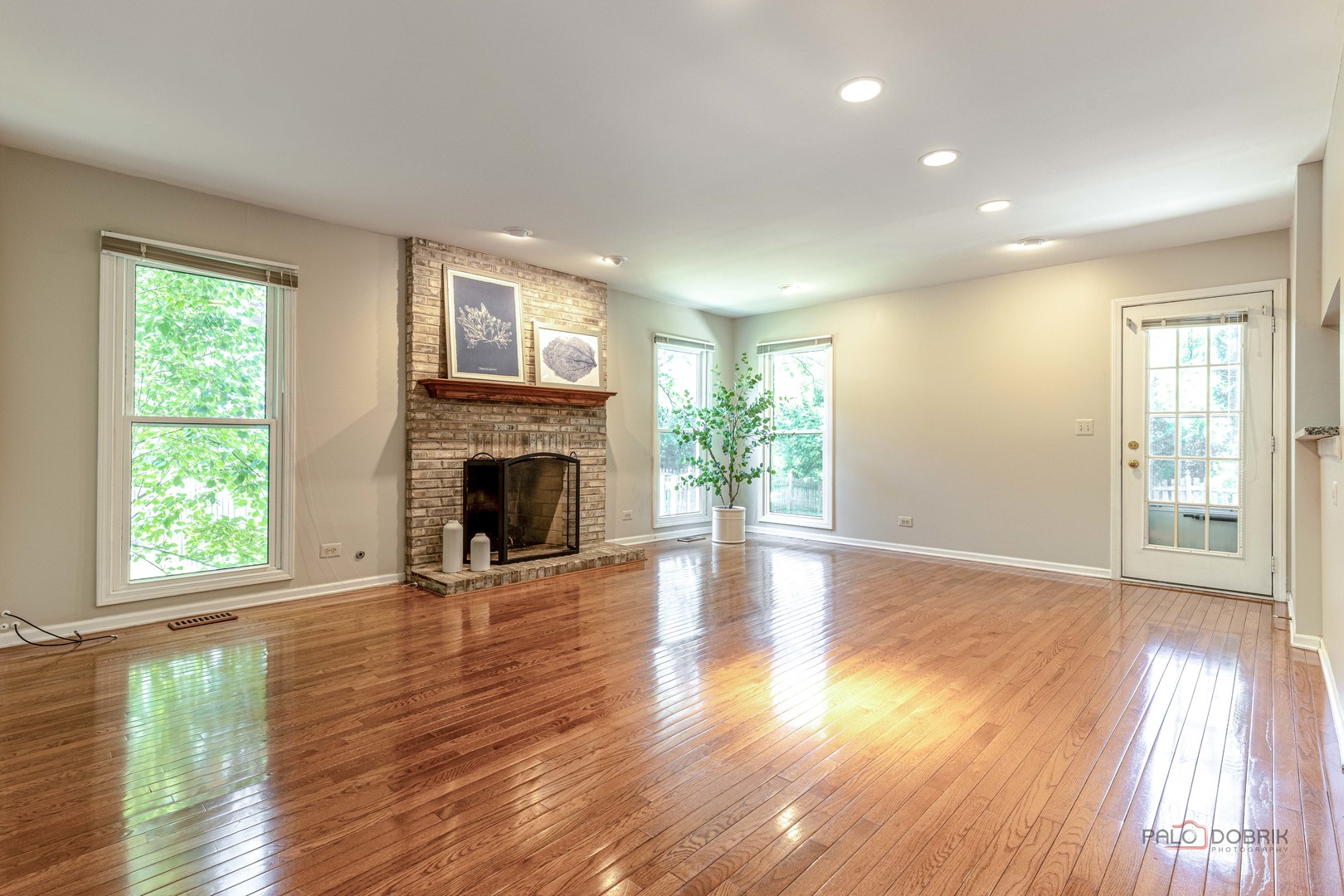 232 Southfield Drive, Vernon Hills, IL 60061