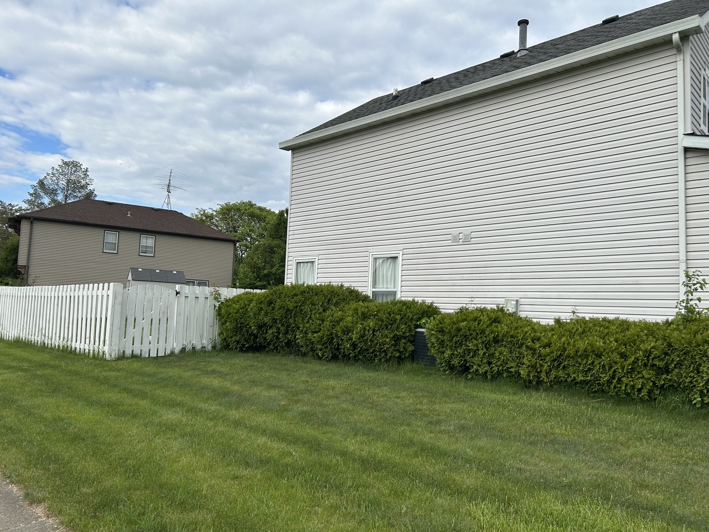 1312 DARLINGTON Court, Hoffman Estates, IL 60169