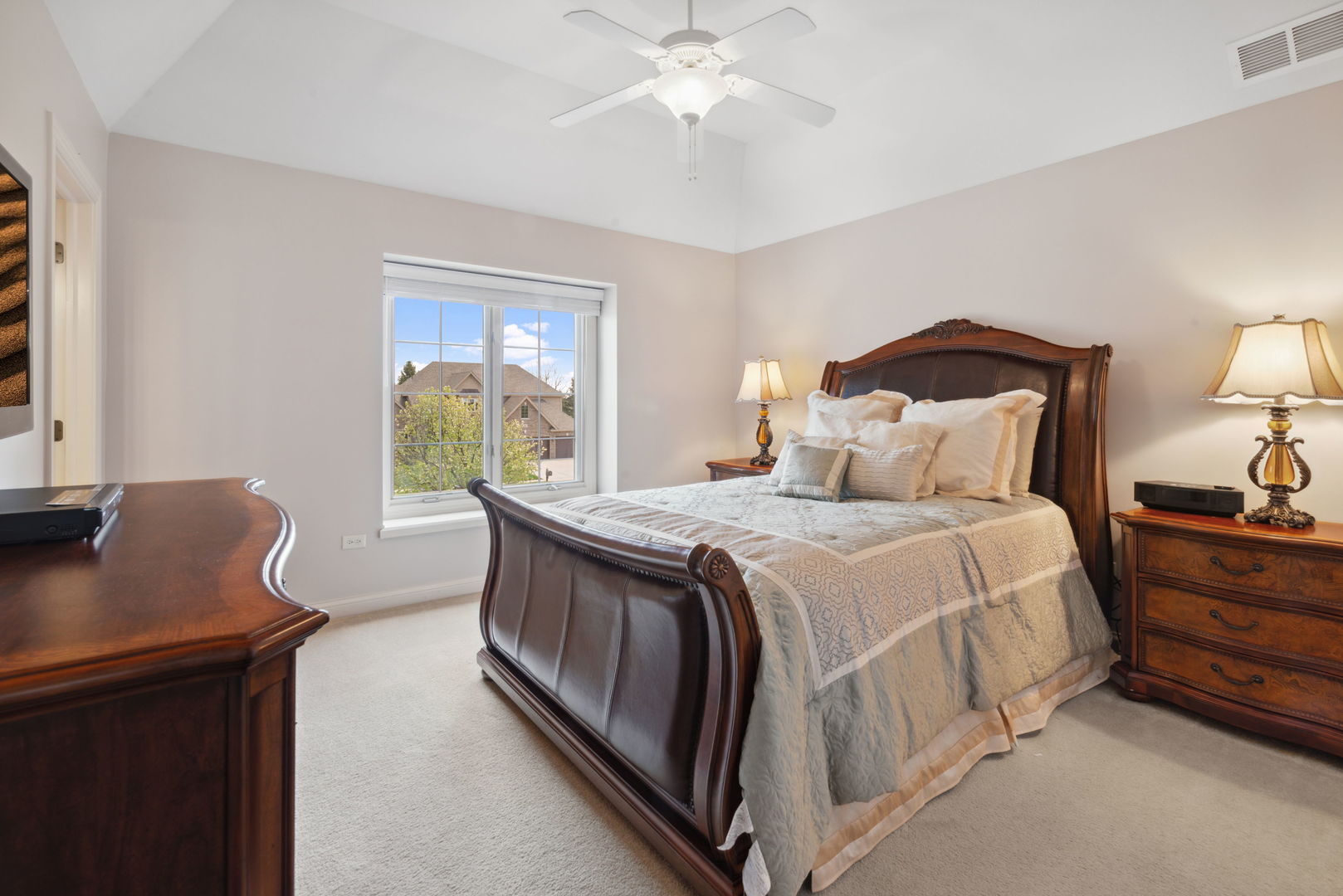 4052 Teak Circle, Naperville, IL 60564