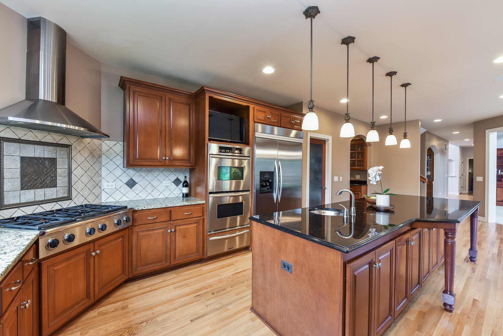4052 Teak Circle, Naperville, IL 60564