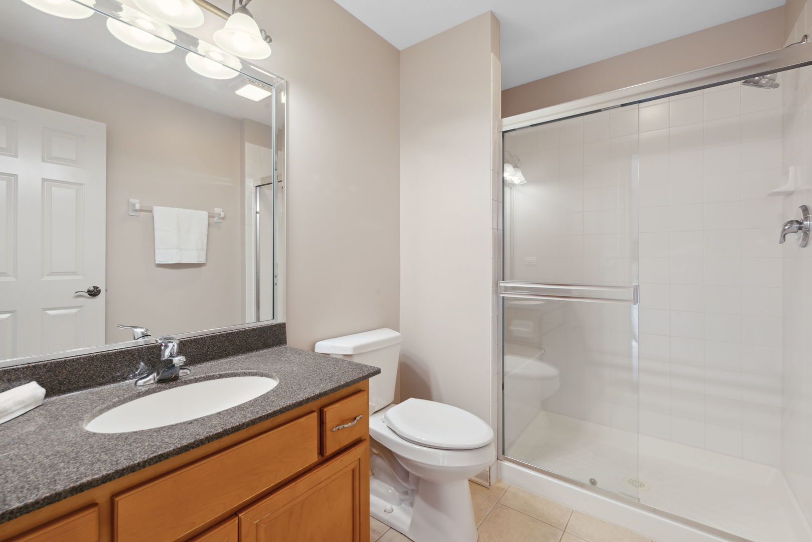 4052 Teak Circle, Naperville, IL 60564