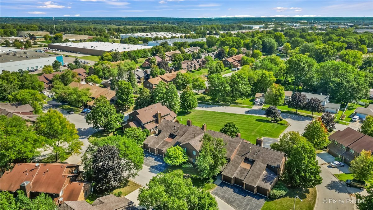 1407 Creekside Court #B, Elgin, IL 60123